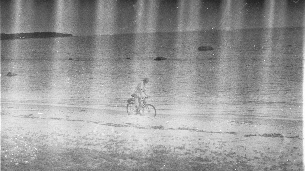 Tõnu Kaleste rannas L.Keerberg